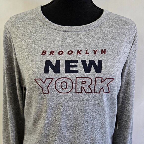 Harper & Ivy "Brooklyn New York" Gray Long Sleeve Top - Picture 6 of 13